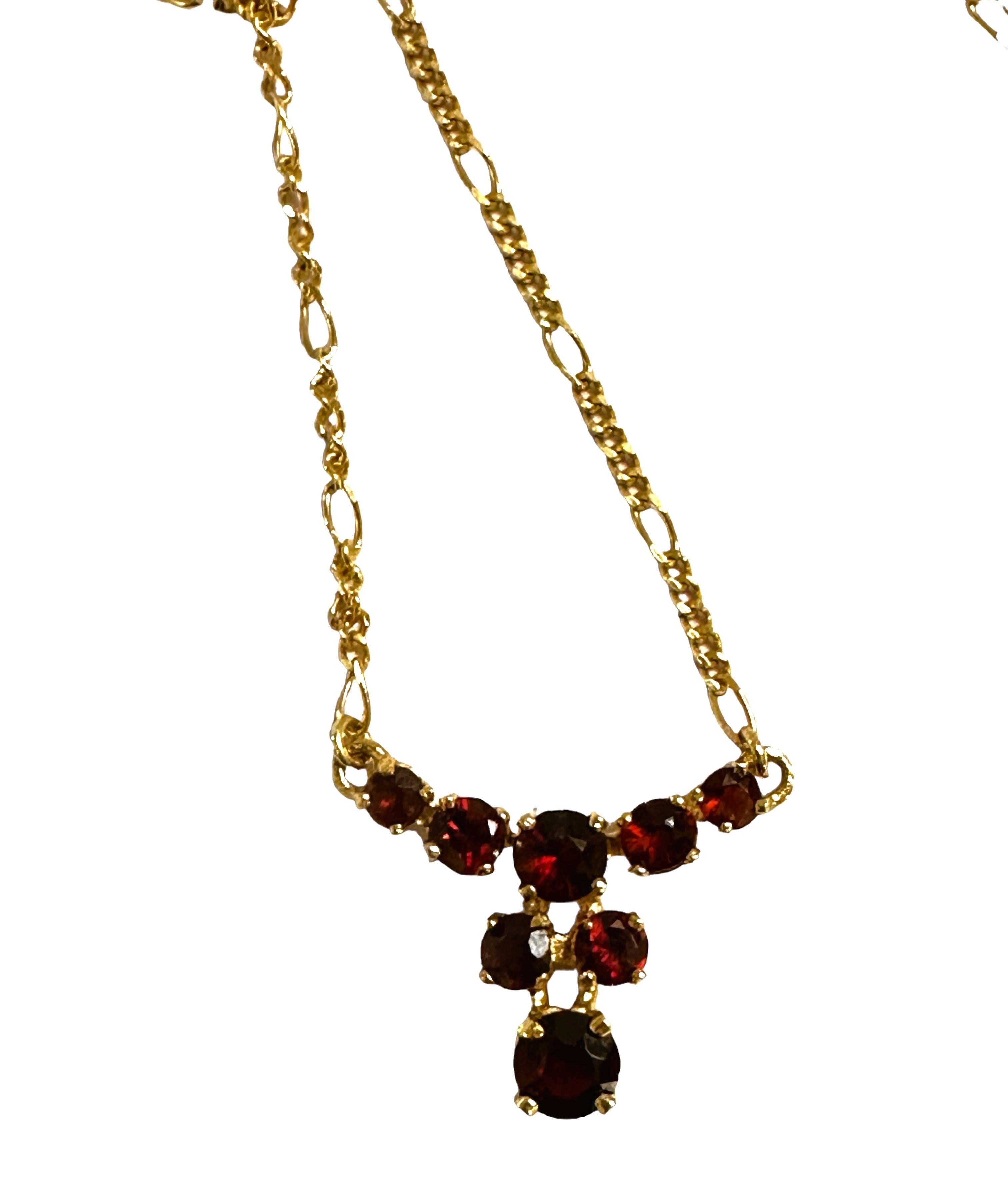 18k Yellow Gold 8-Stone Garnet Necklace  For Sale 4