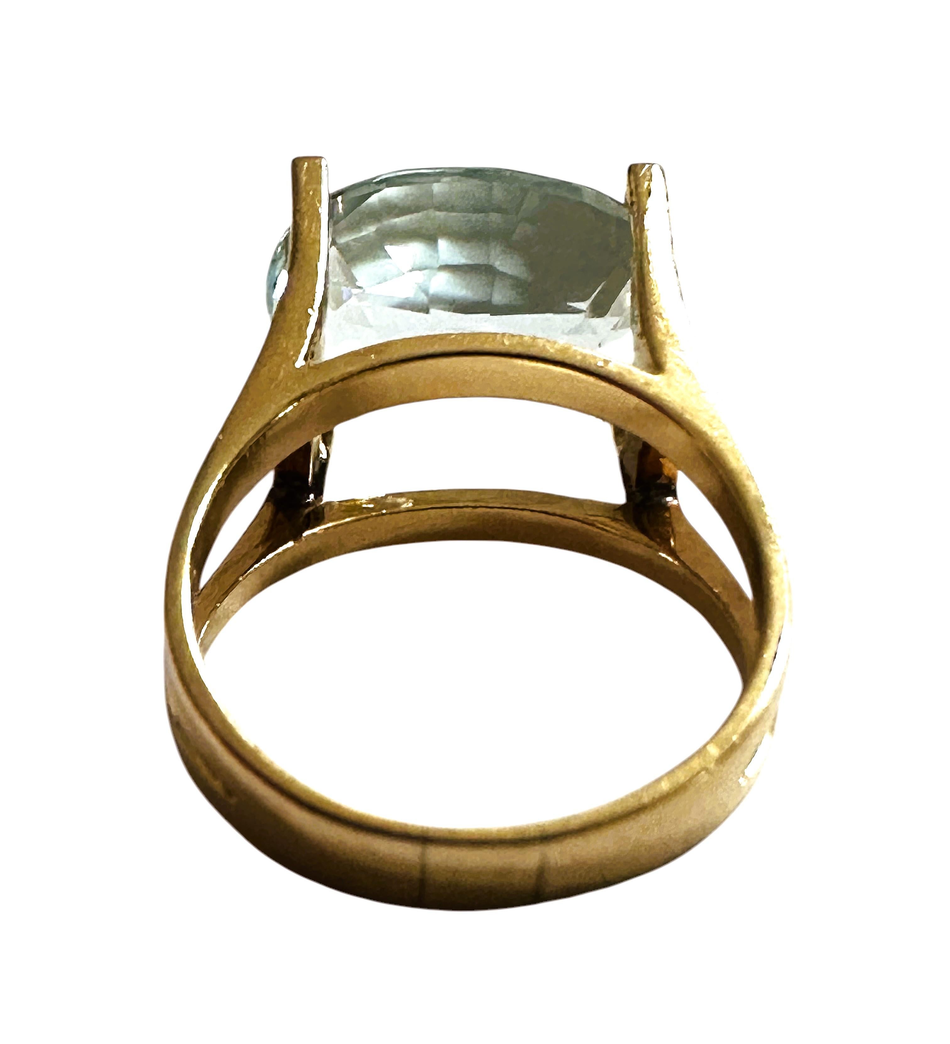 Oval Cut 18k Yellow Gold 8.2 Carat Fancy Cut Natural Aquamarine Solitaire Ring