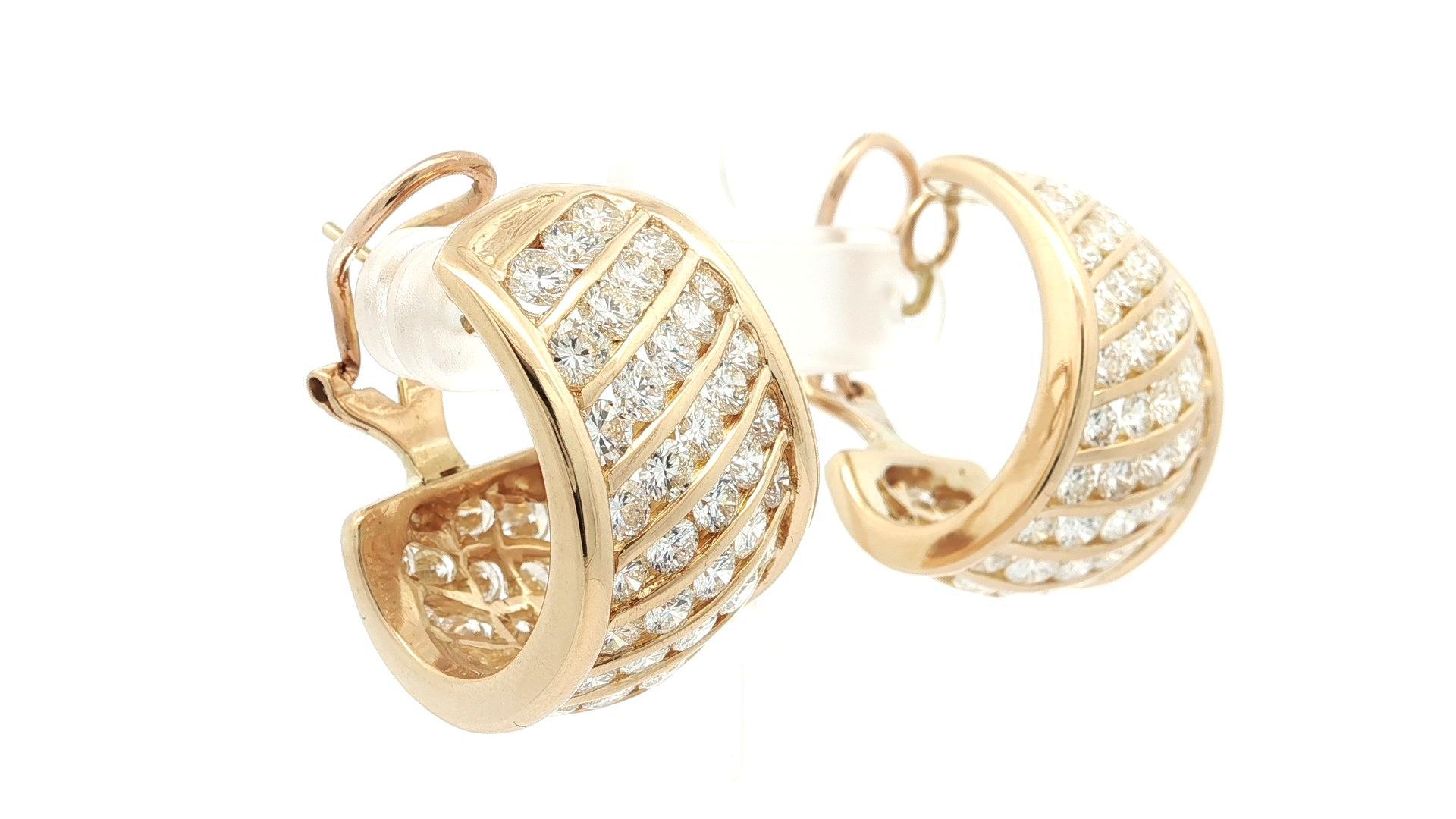 Orecchini con bracciale largo in oro giallo 18k con diamante a canale rotondo da 9,50ctw in vendita 8