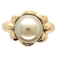 18K yellow gold 9.8mm light golden South Seas Pearl Ring