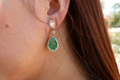 AGL Certified Colombian Emeralds and GIA Diamond Dangle Earrings 18k Yellow Gold