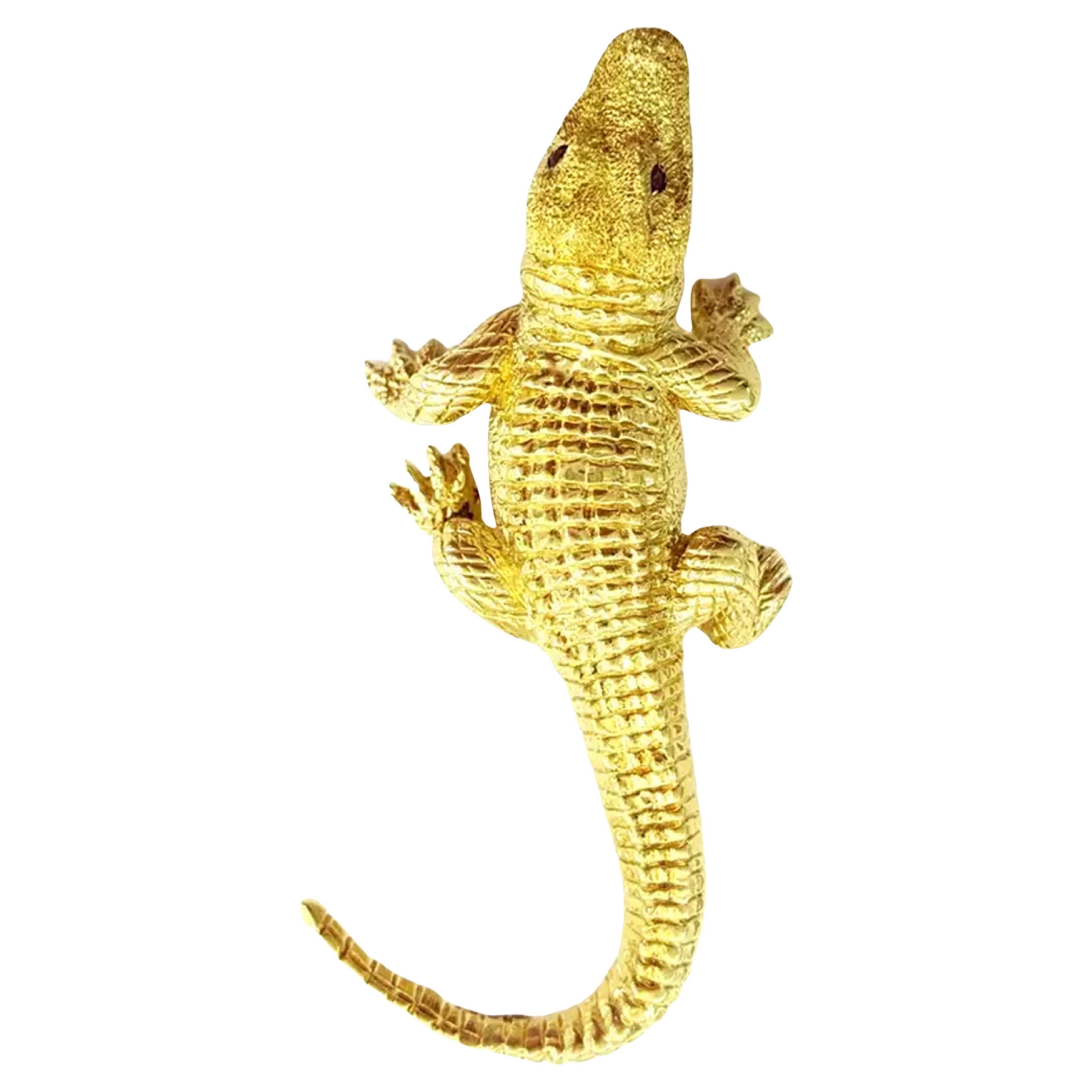 Alligator brooch new arrivals