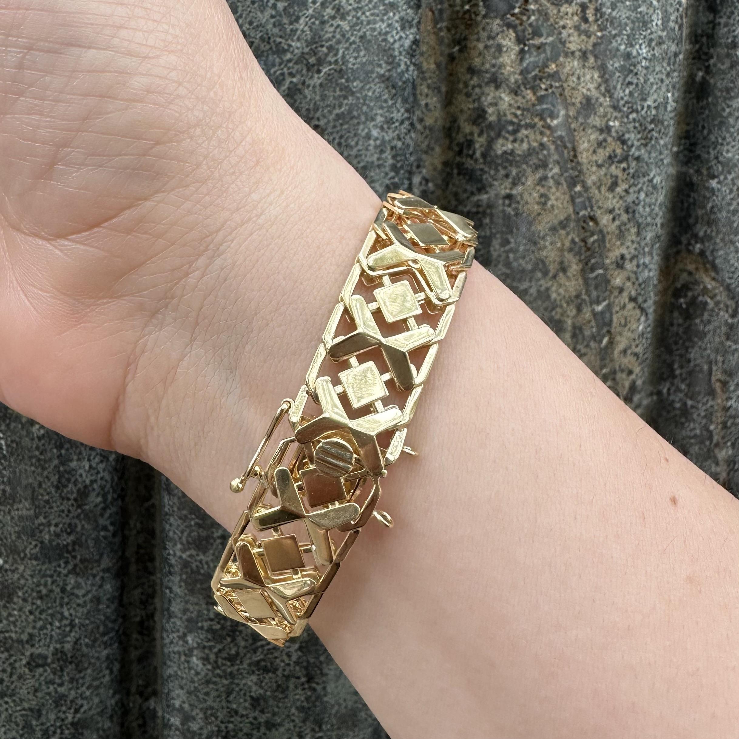 18k Yellow Gold Alternating Geometric Polished Open Work Link Bracelet For Sale 5