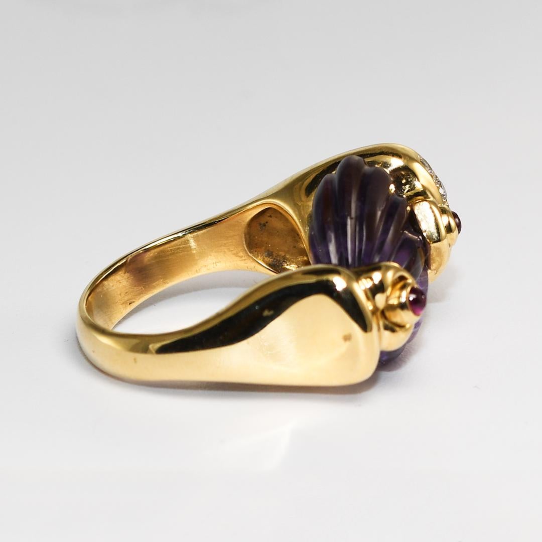 Taille cabochon Bague en or jaune 18 carats, améthyste et diamants en vente