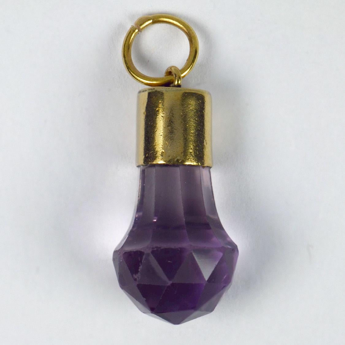 18K Yellow Gold Amethyst Fob Charm Pendant In Good Condition For Sale In London, GB