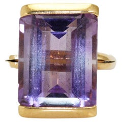 18 Karat Gelbgold Amethyst-Ring, 12 Karat