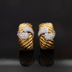 19K Yellow Gold Diamond Earrings, 1.6ct, Ribbed Design