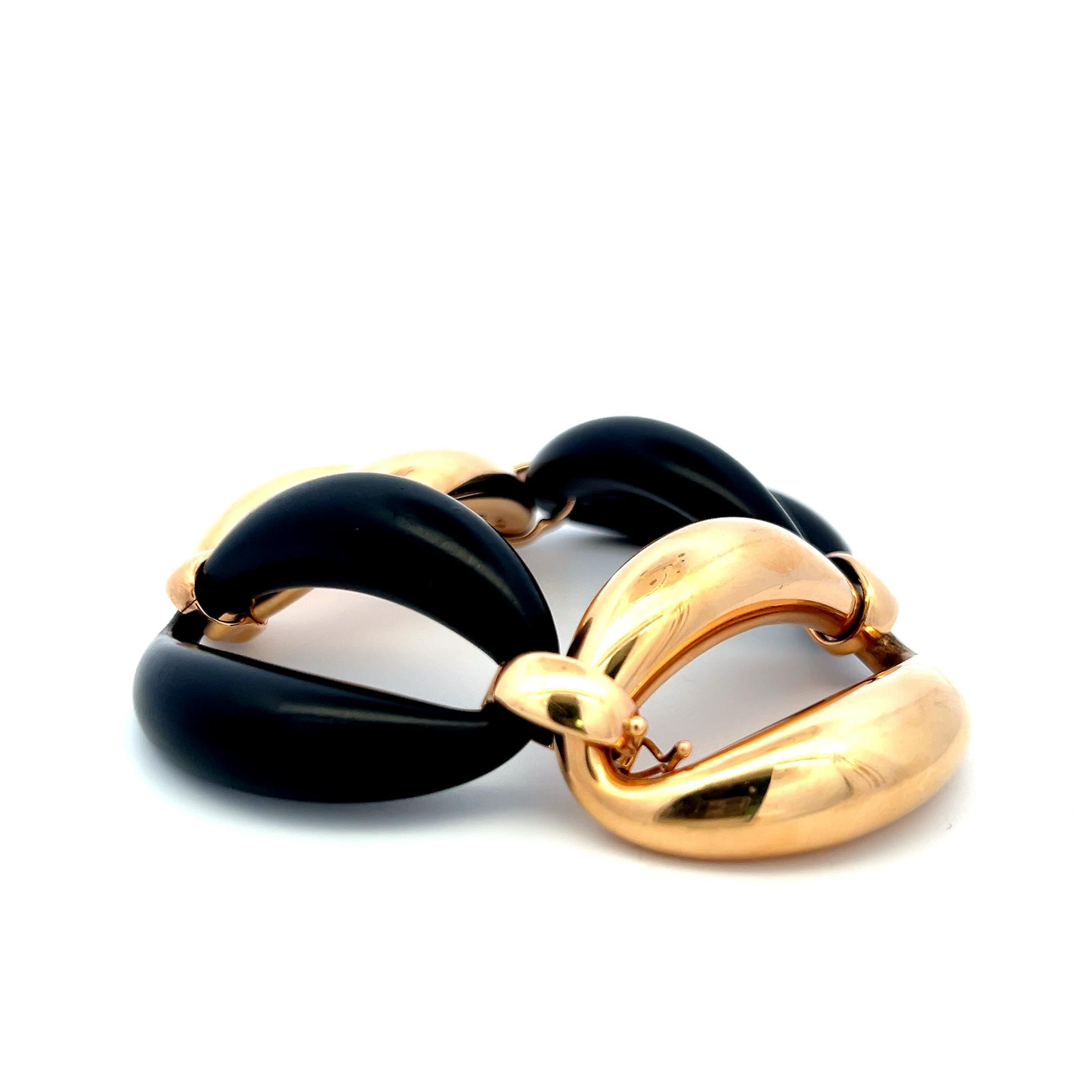 Bracelet à maillons vintage en or jaune 18K et onyx noir - design sculptural audacieux Bon état - En vente à New York, NY