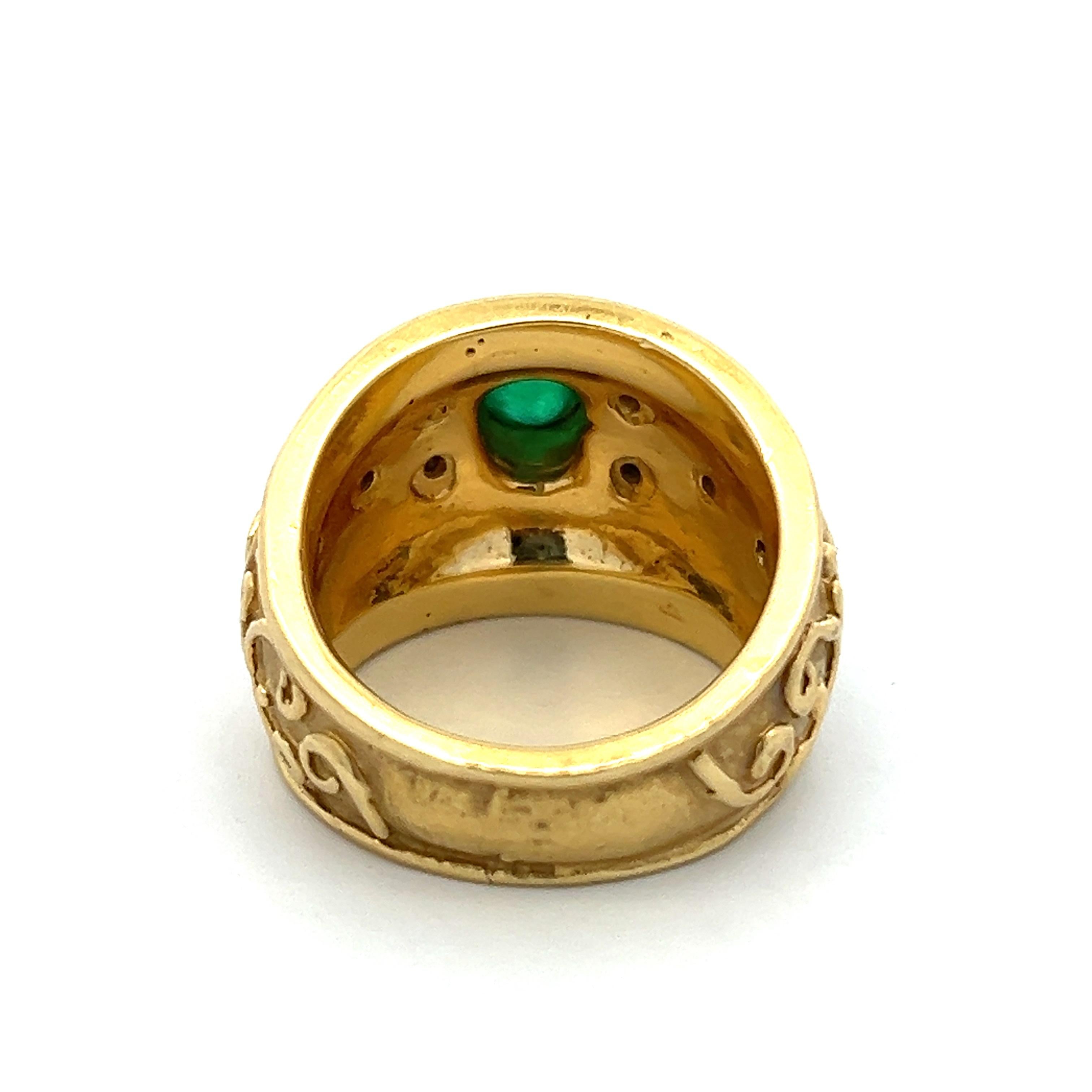 Women's or Men's 18k Yellow Gold and Cabochon Emerald and Diamond Ring