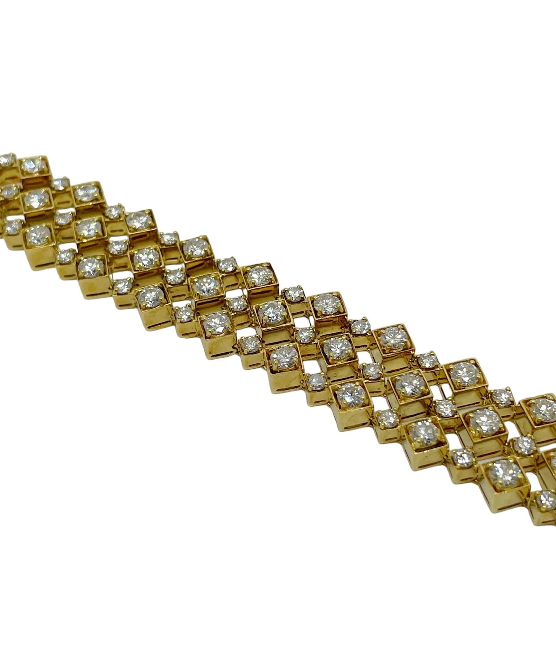 Round Cut 18K Yellow Gold and Diamond Bracelet For Sale