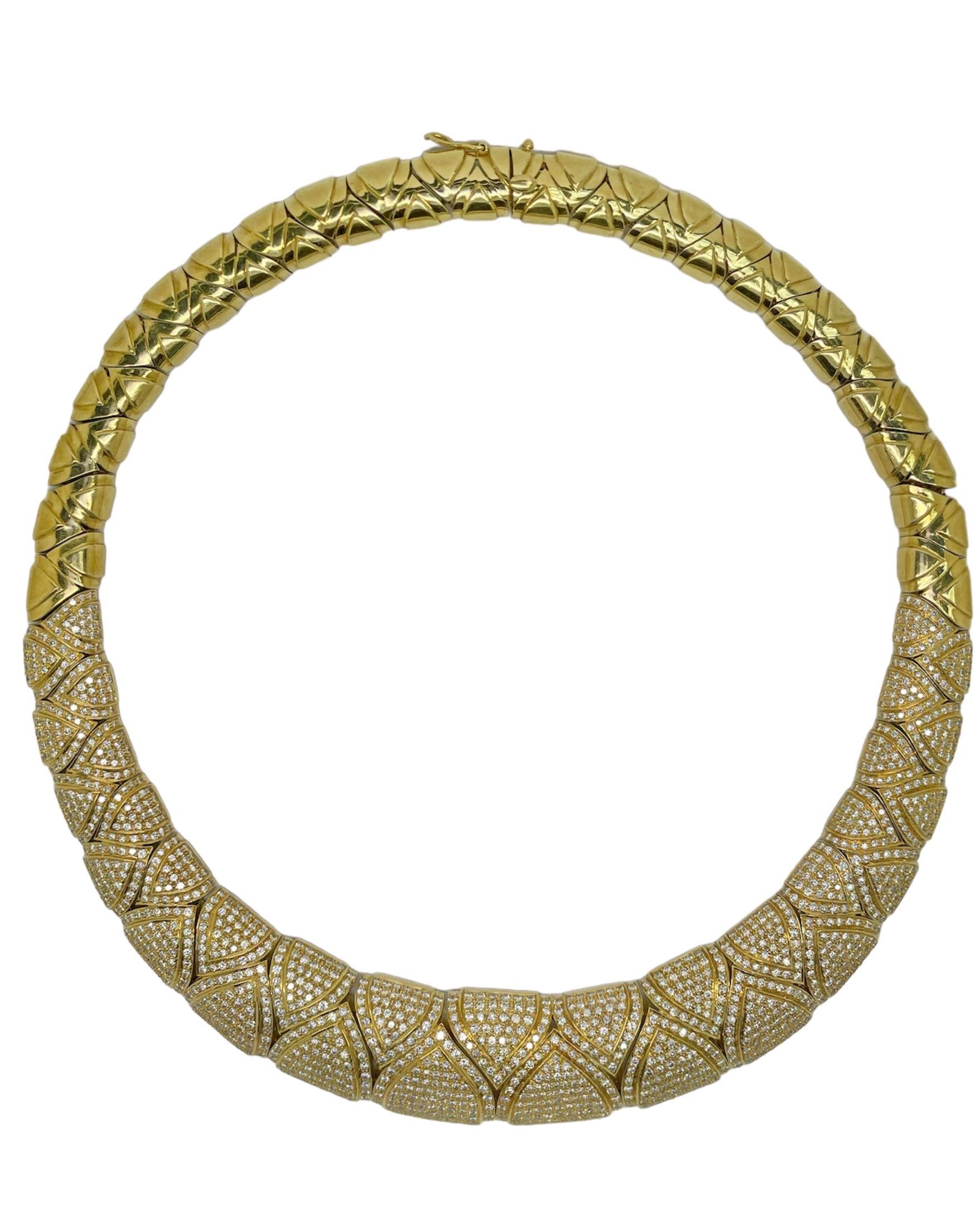 Round Cut 18K Yellow Gold and Diamond Collar Necklace For Sale