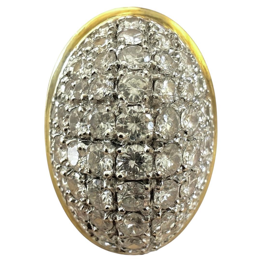 Bague cocktail bombée en or jaune 18K et diamants