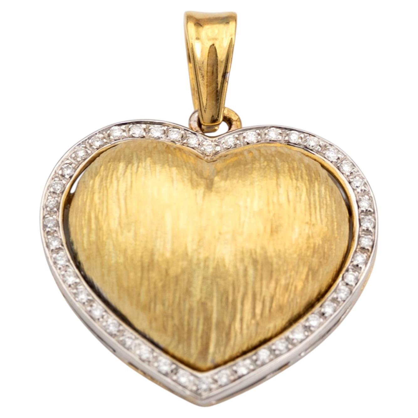 Ciondolo a forma di cuore gonfio in oro giallo 18k e diamanti