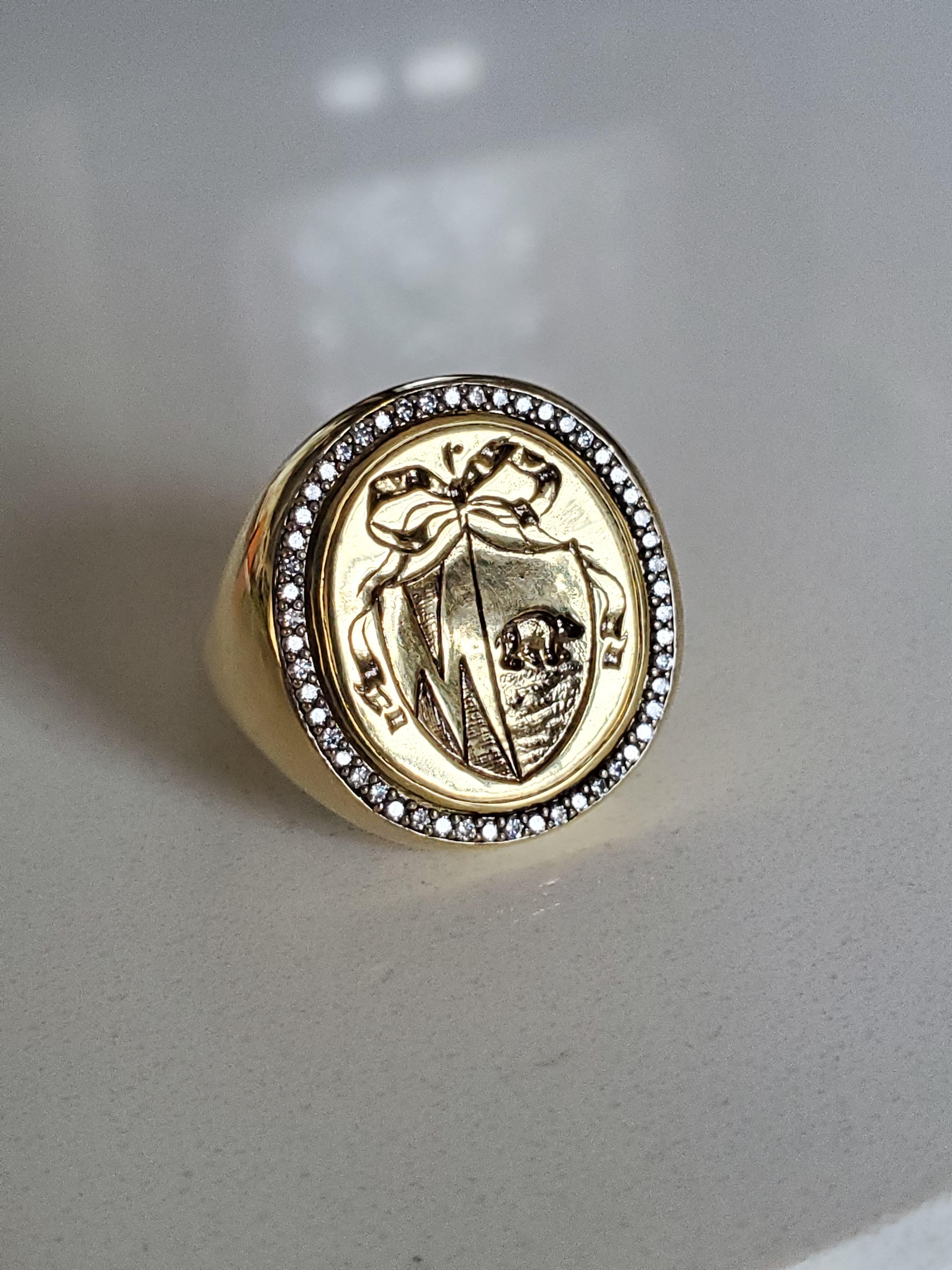 Anello con orsetto in oro giallo 18 carati e diamanti in vendita 1