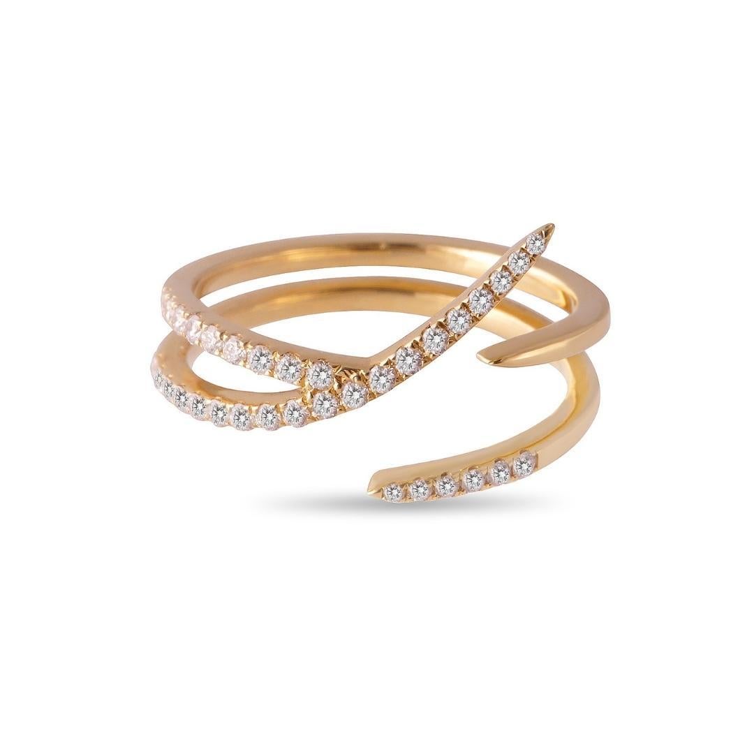 Modern 18k Yellow Gold and Diamonds Claw Ring For Sale