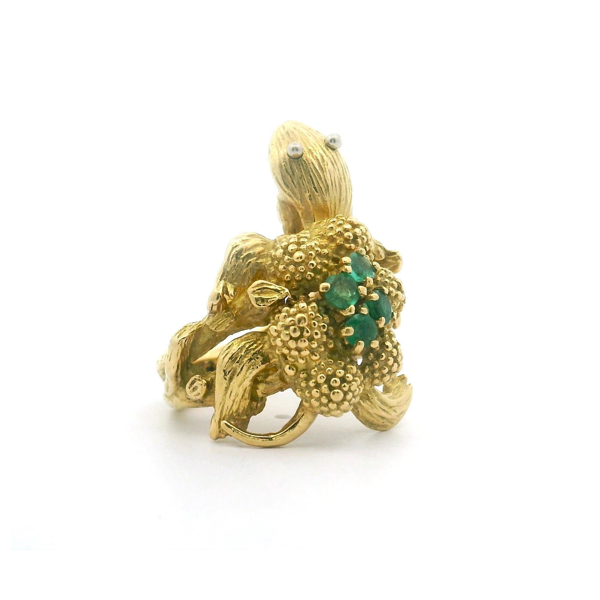 Round Cut 18k Yellow Gold and Emerald 12.8g Solid Heavy Vintage Turtle Ring Size 3.5