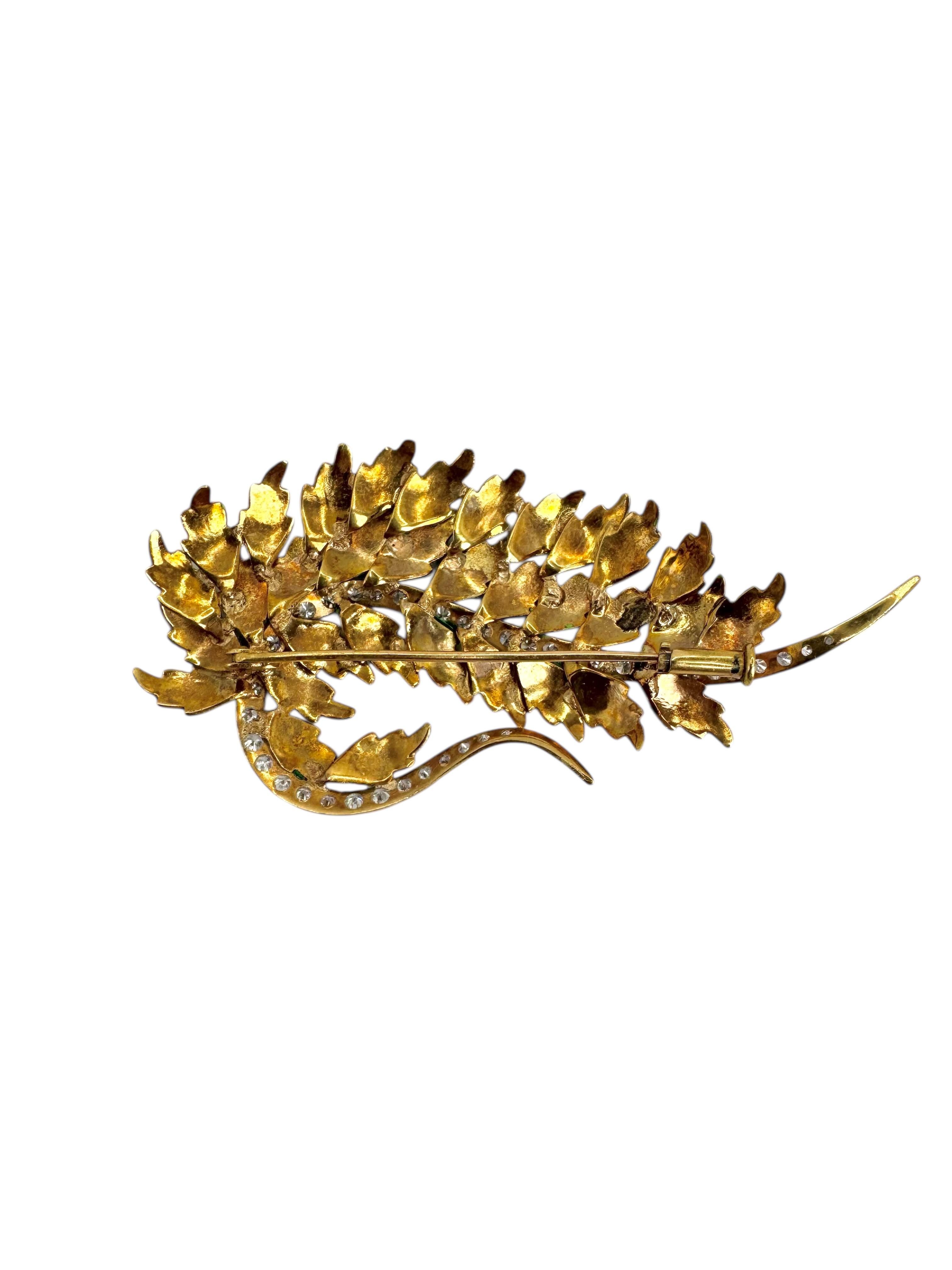 18K Yellow Gold and Enamel and Diamond Leaf Brooch In Excellent Condition For Sale In Great Neck Plaza, NY