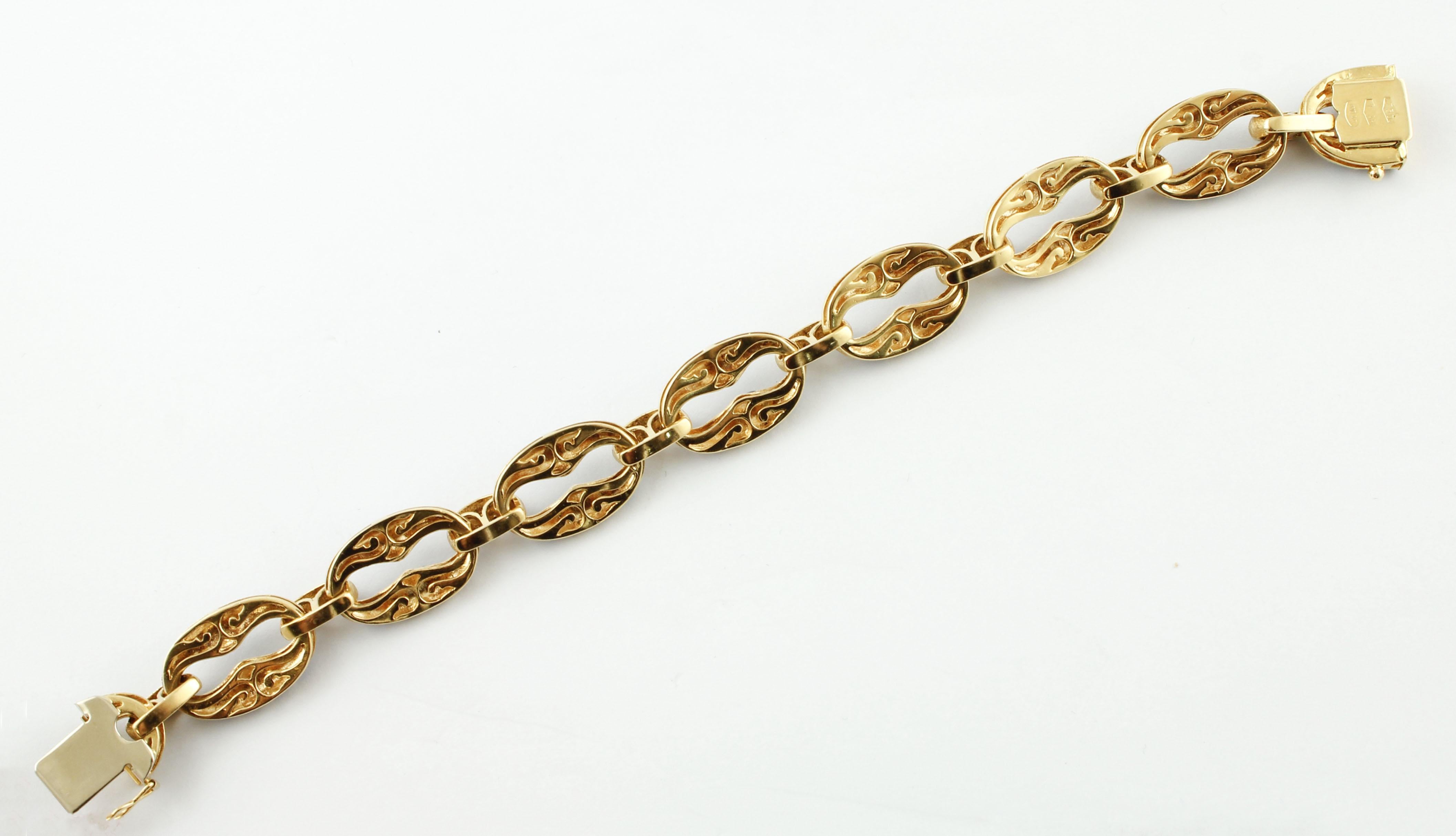 Women's 18 Karat Yellow Gold and Enamel Vintage Chain Bracelet For Sale