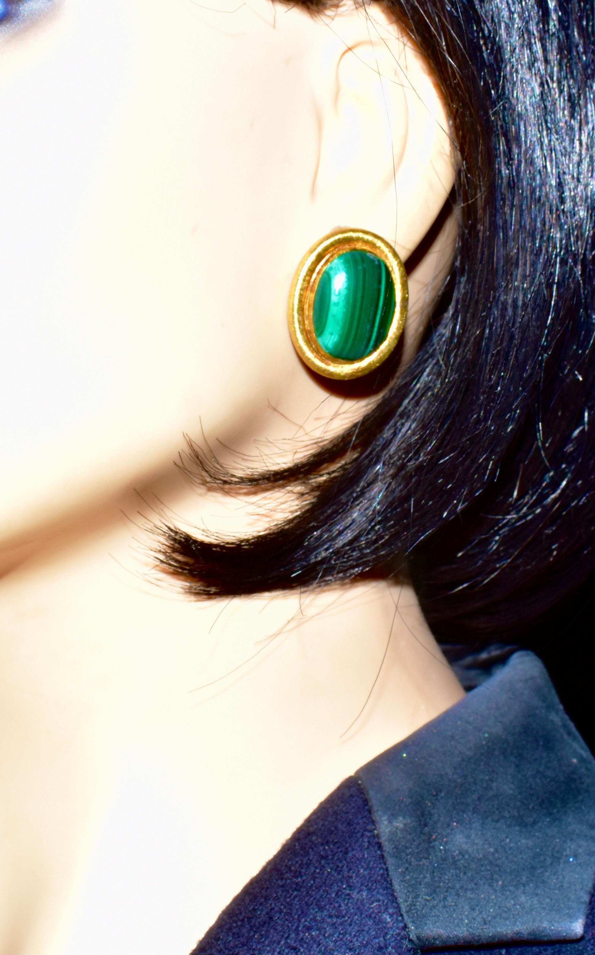 Contemporary 18K Yellow Gold and Malachite Earrings, c 1970