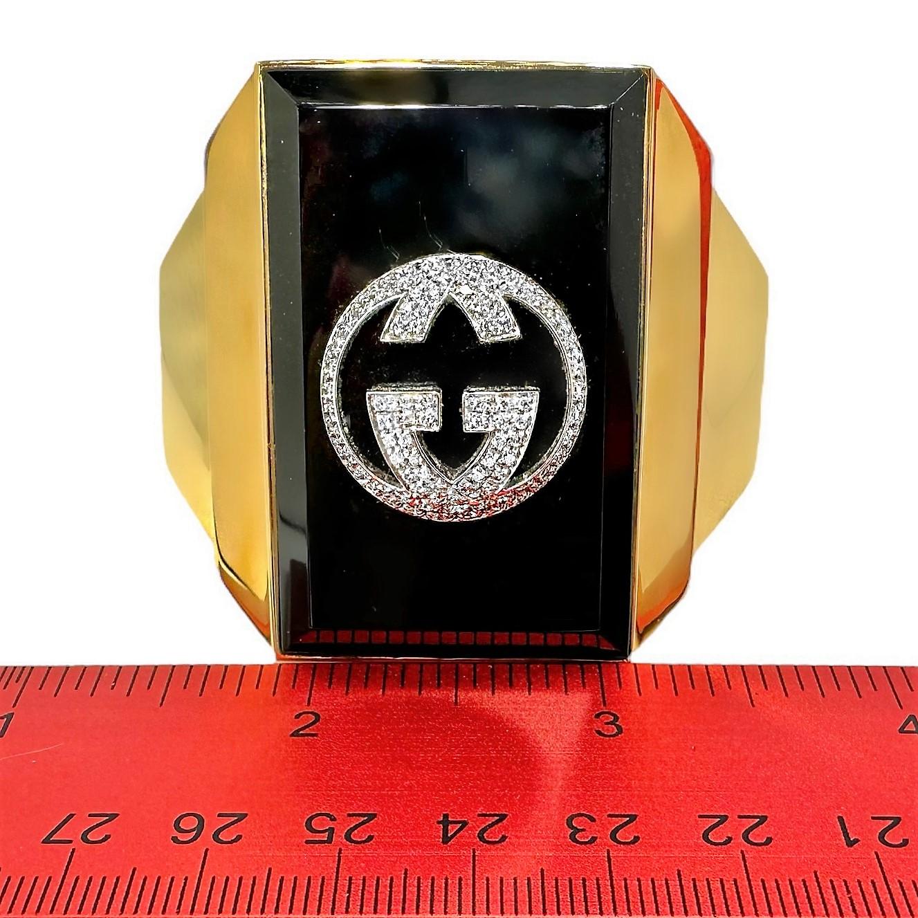 18k Yellow Gold and Onyx Gucci Cuff with Diamond GG Logo For Sale 1