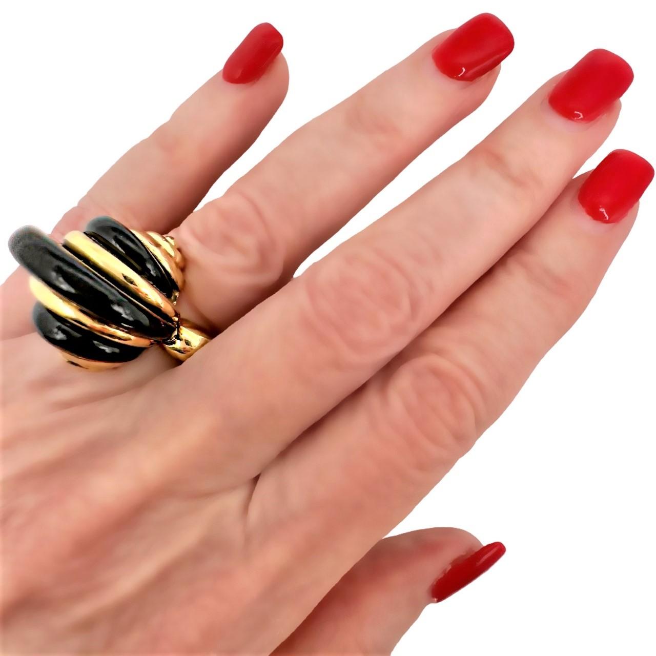 18k Yellow Gold and Onyx Vintage American Modernist Ring 10