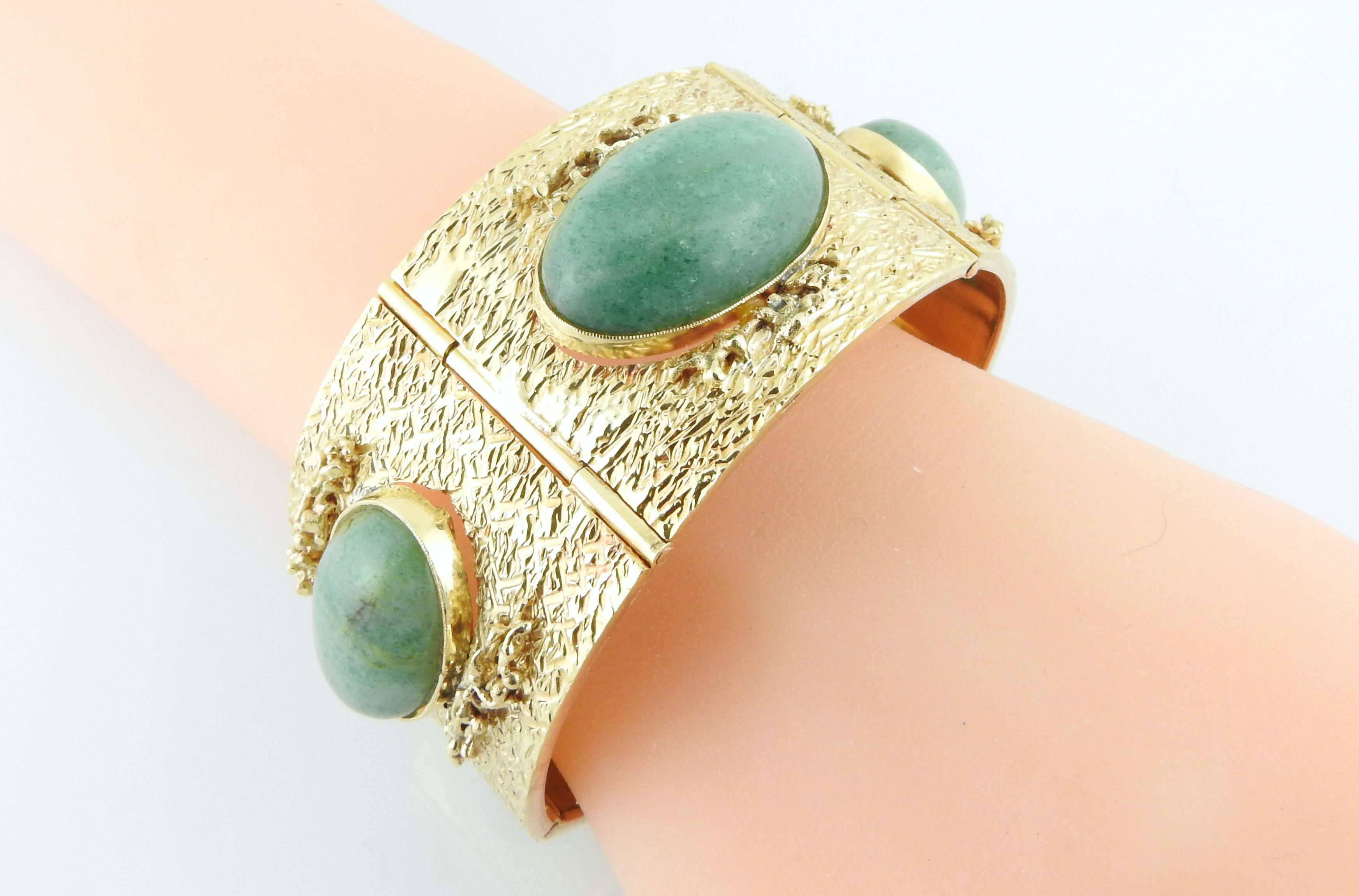 18k Yellow Gold and Oval Jade Wide Panel Bracelet 6