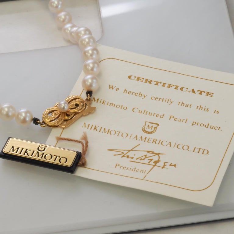 18k Yellow Gold and Pearl Necklace Strand with Certificate For Sale at ...