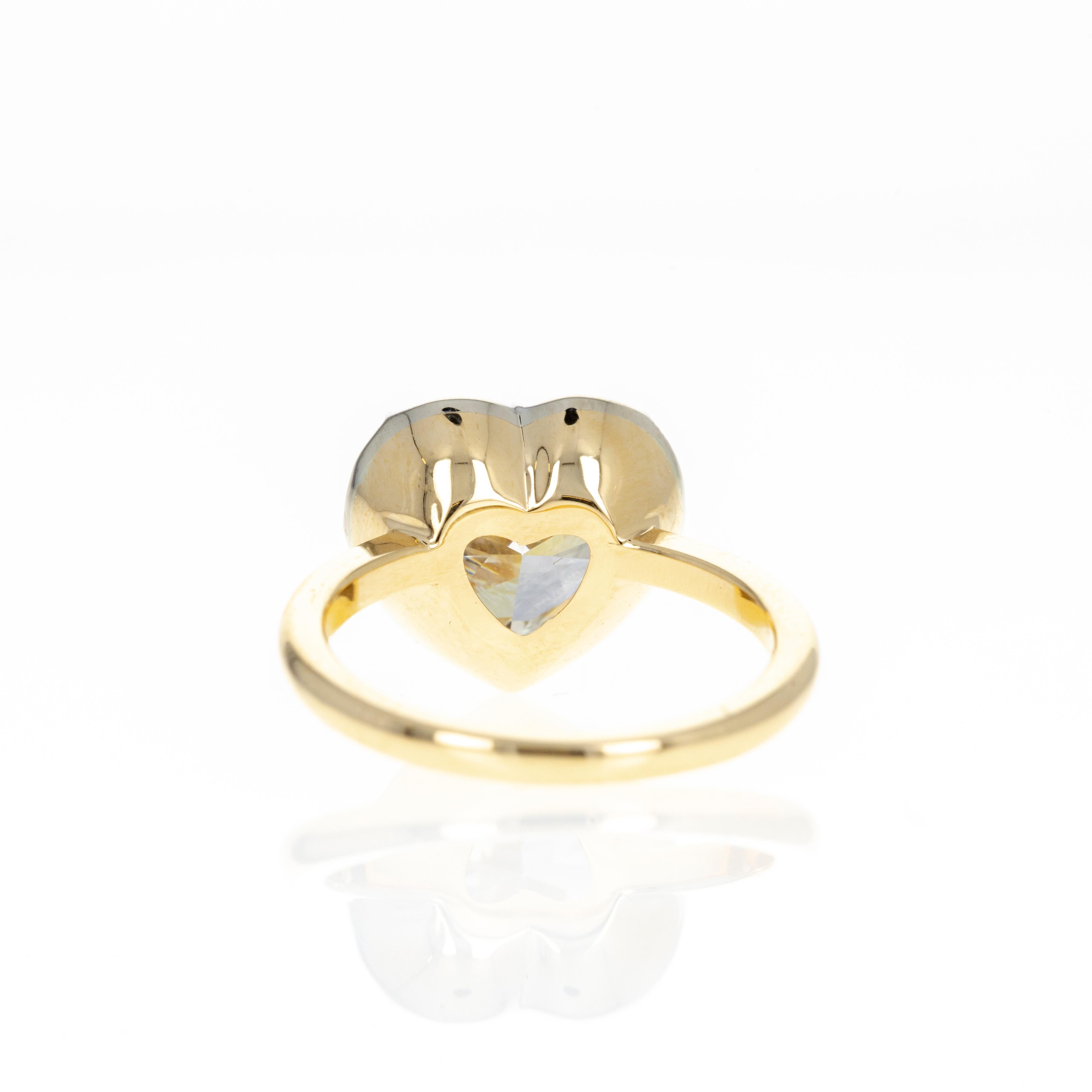 Taille cœur Bague de fiançailles en or jaune 18 carats et platine sertie d'un diamant en forme de cœur de 4,14 carats en vente