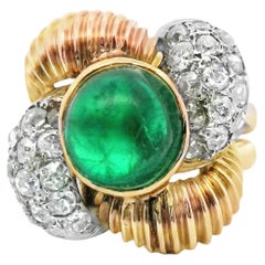 Bague en or jaune 18 carats et platine avec émeraude cabochon et diamants