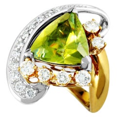18 Karat Yellow Gold and Platinum Diamond and Trillion Peridot Large Ring