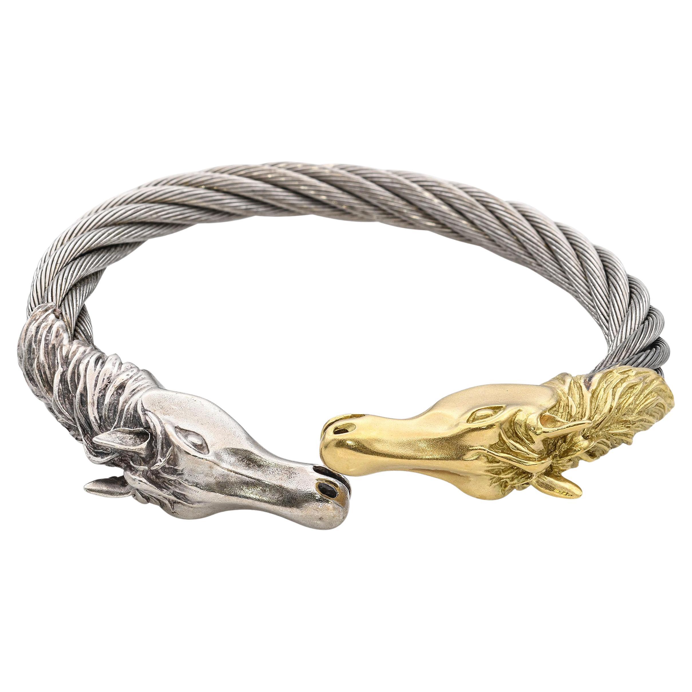 Armband aus 18k Gelbgold und Sterlingsilber mit doppeltem Pferdekopf im Angebot