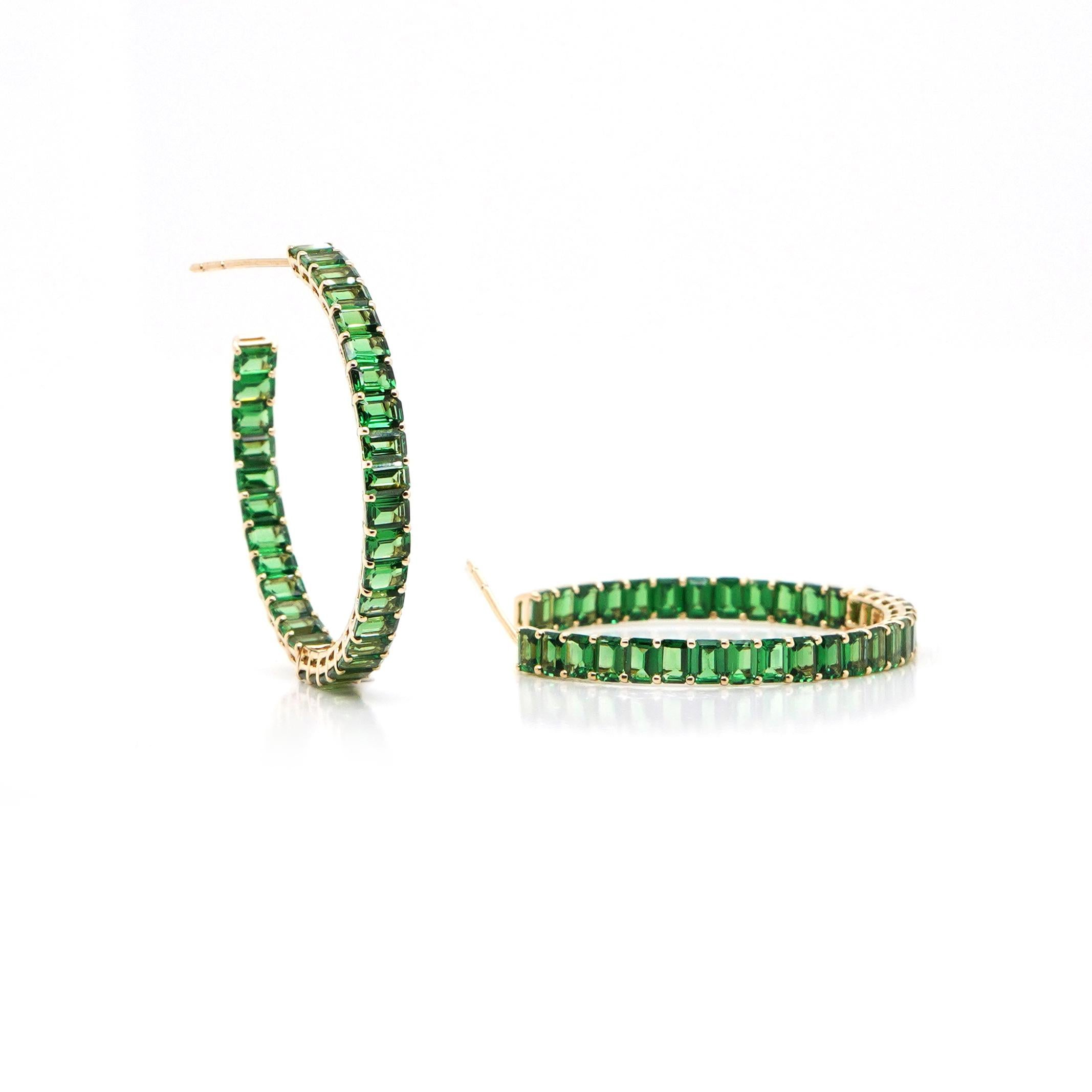 18K Yellow Gold And Tsavorite Loop Earrings 14.80 ct. In New Condition For Sale In New York, NY