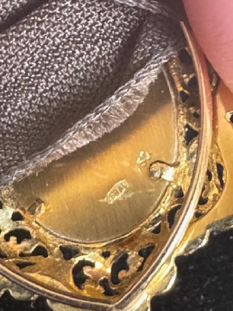 Women's 18K Yellow Gold and Velvet Choker