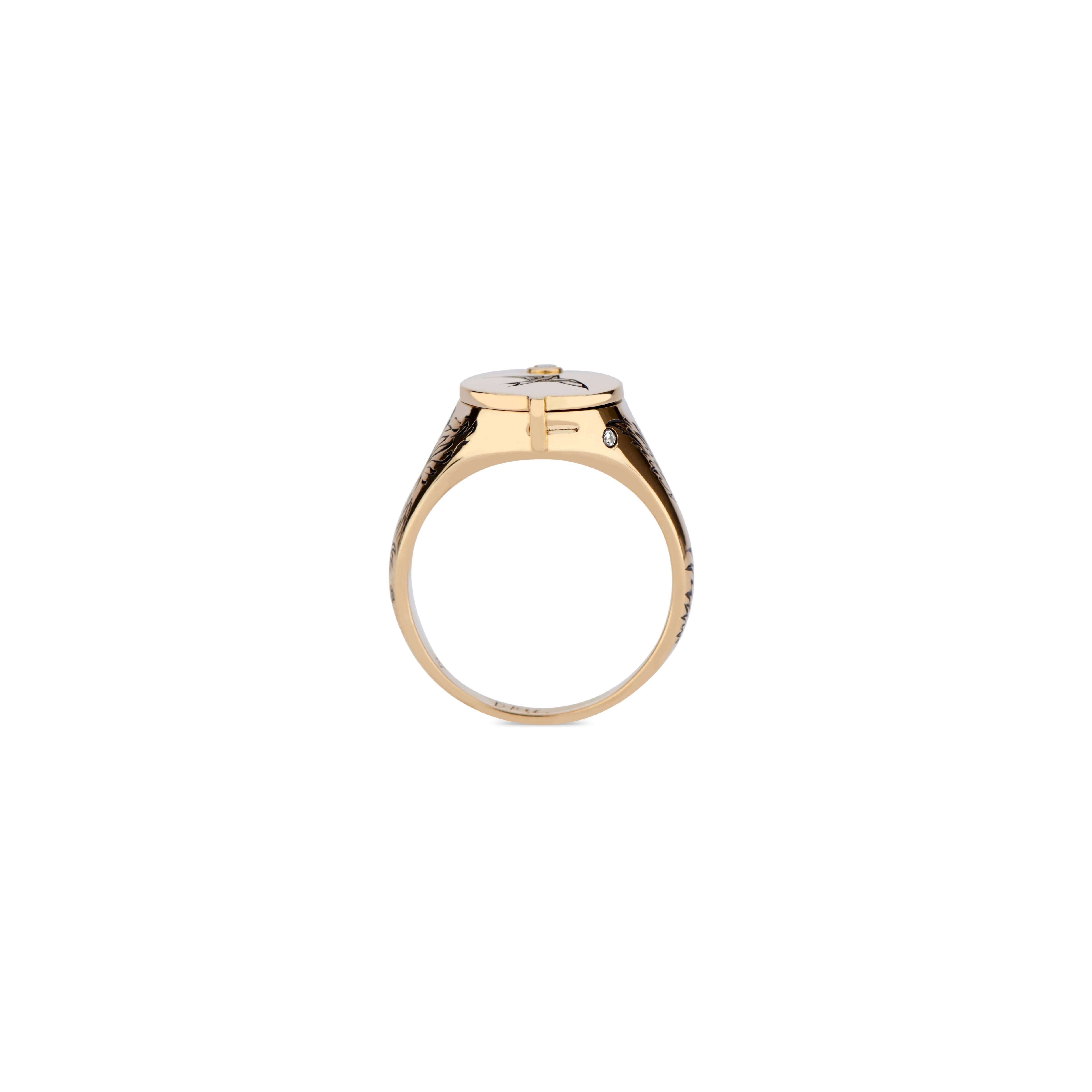 Round Cut 18 Karat Yellow Gold and White Diamond Nightingale Conservatory Signet Ring For Sale