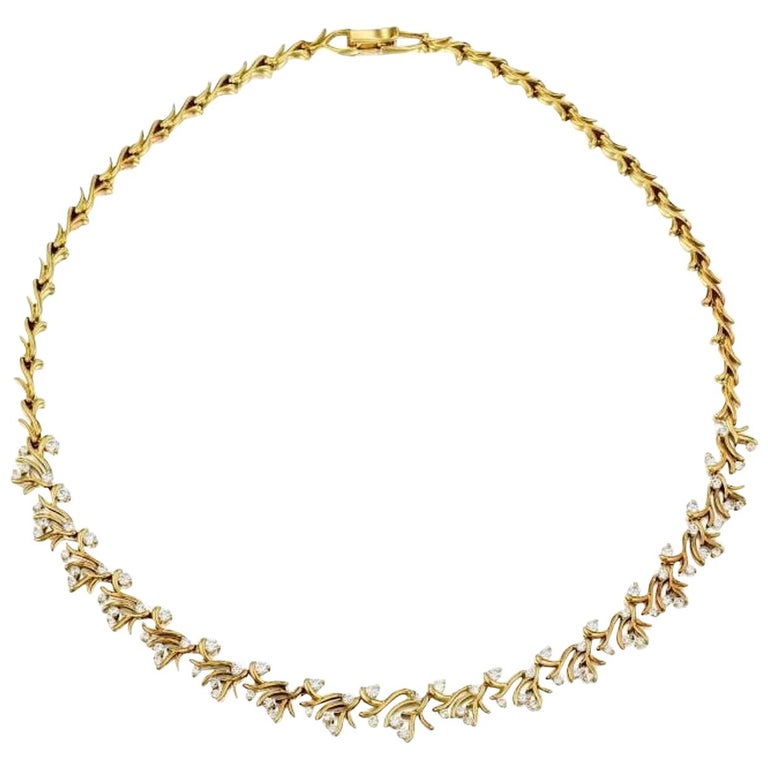 18k Yellow Gold and White Round Brilliant Cut Diamond Collar Necklace ...