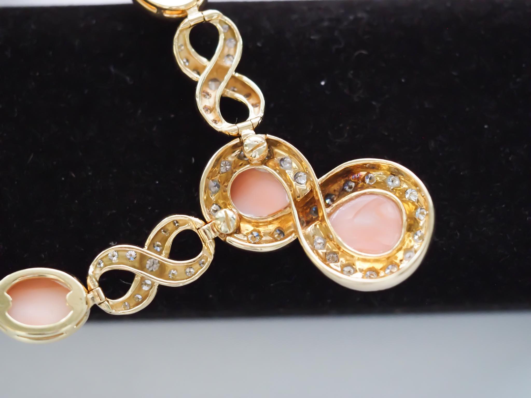 18K Yellow Gold Angel Skin Coral and Diamond Necklace In Good Condition For Sale In Hicksville, NY