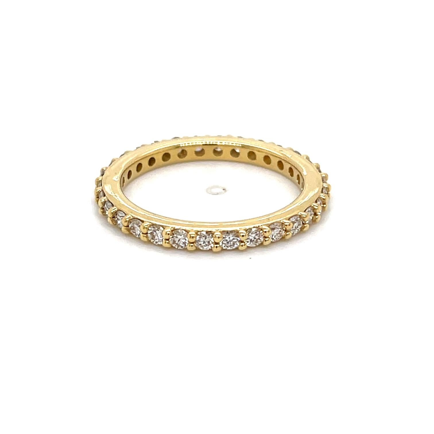 Contemporary 18k Yellow Gold Anniversary Band with Top Light Brown Diamonds For Sale