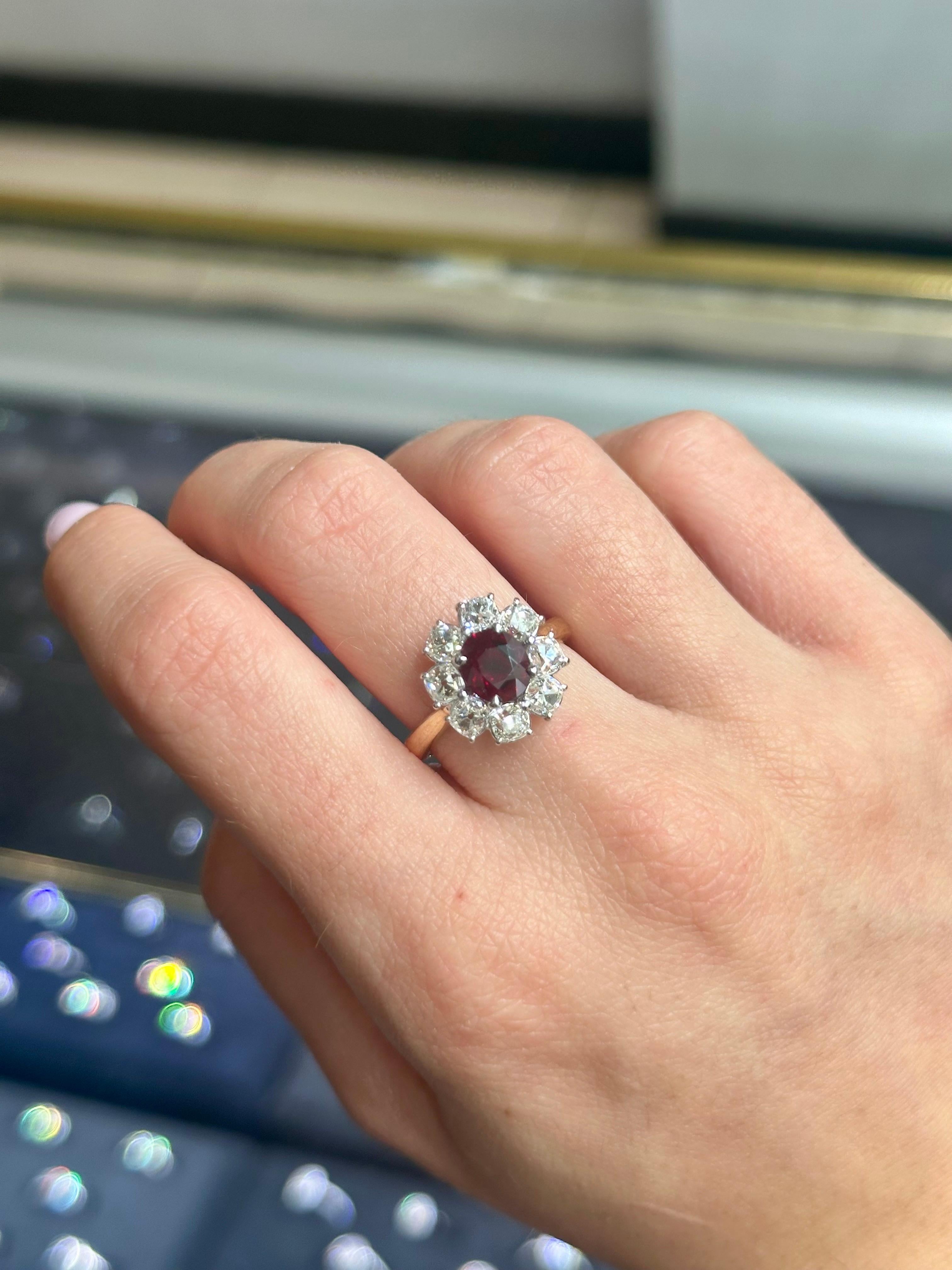 18K Yellow Gold Antique Old European Style Ruby & Diamond Ring In New Condition For Sale In New York, NY