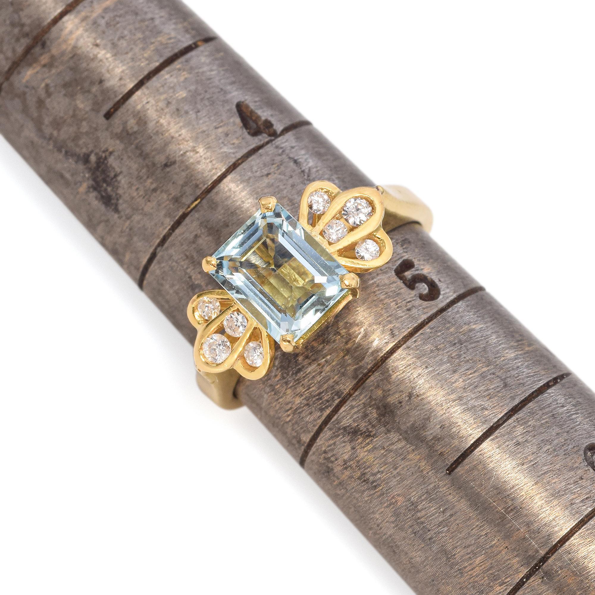 18K Yellow Gold Aquamarine and Diamond Ring 1