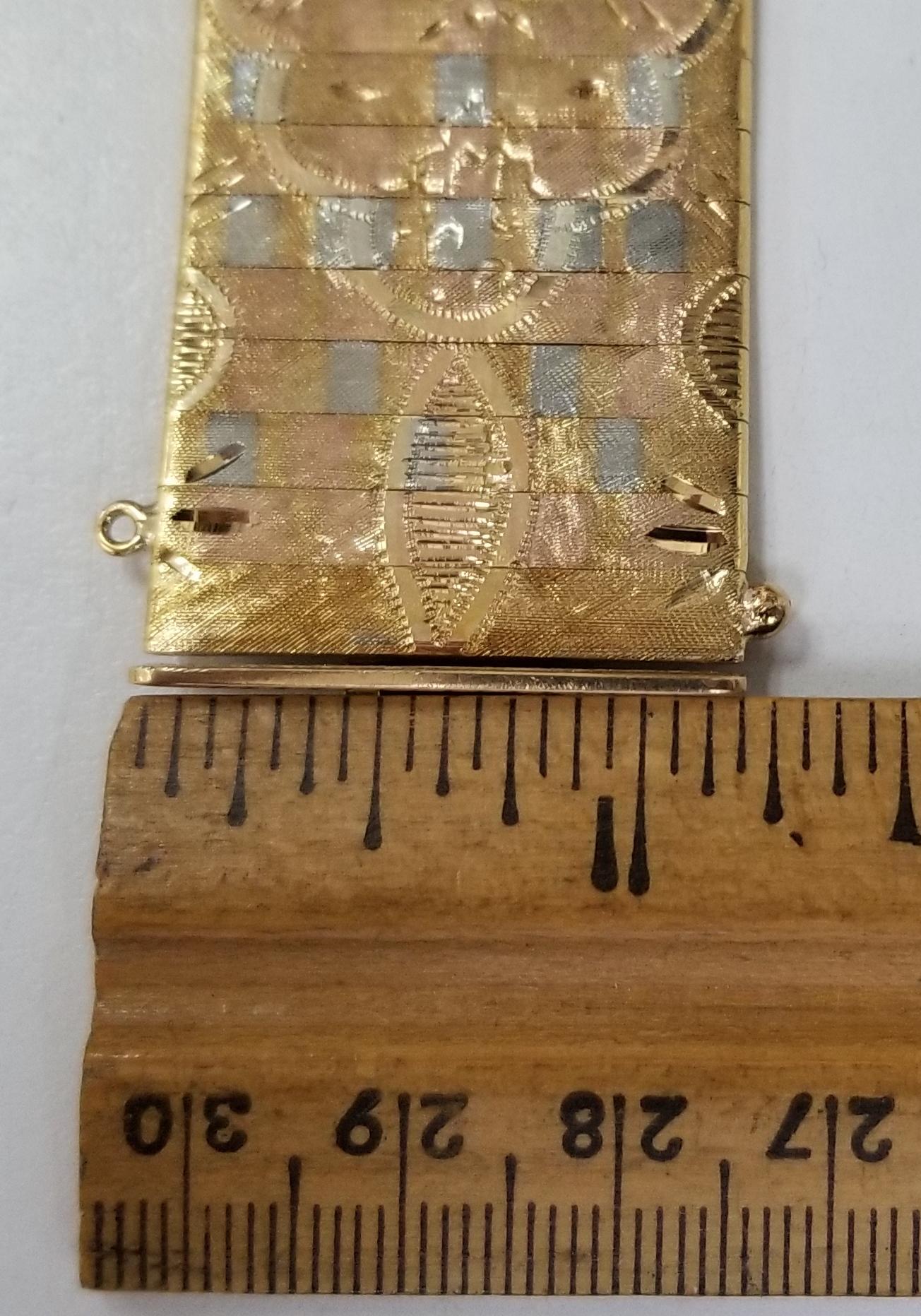 18 Karat Yellow Gold 