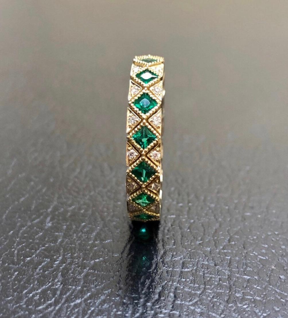 18K Yellow Gold Art Deco Eternity Diamond Princess Cut Emerald Engagement Band  For Sale 3