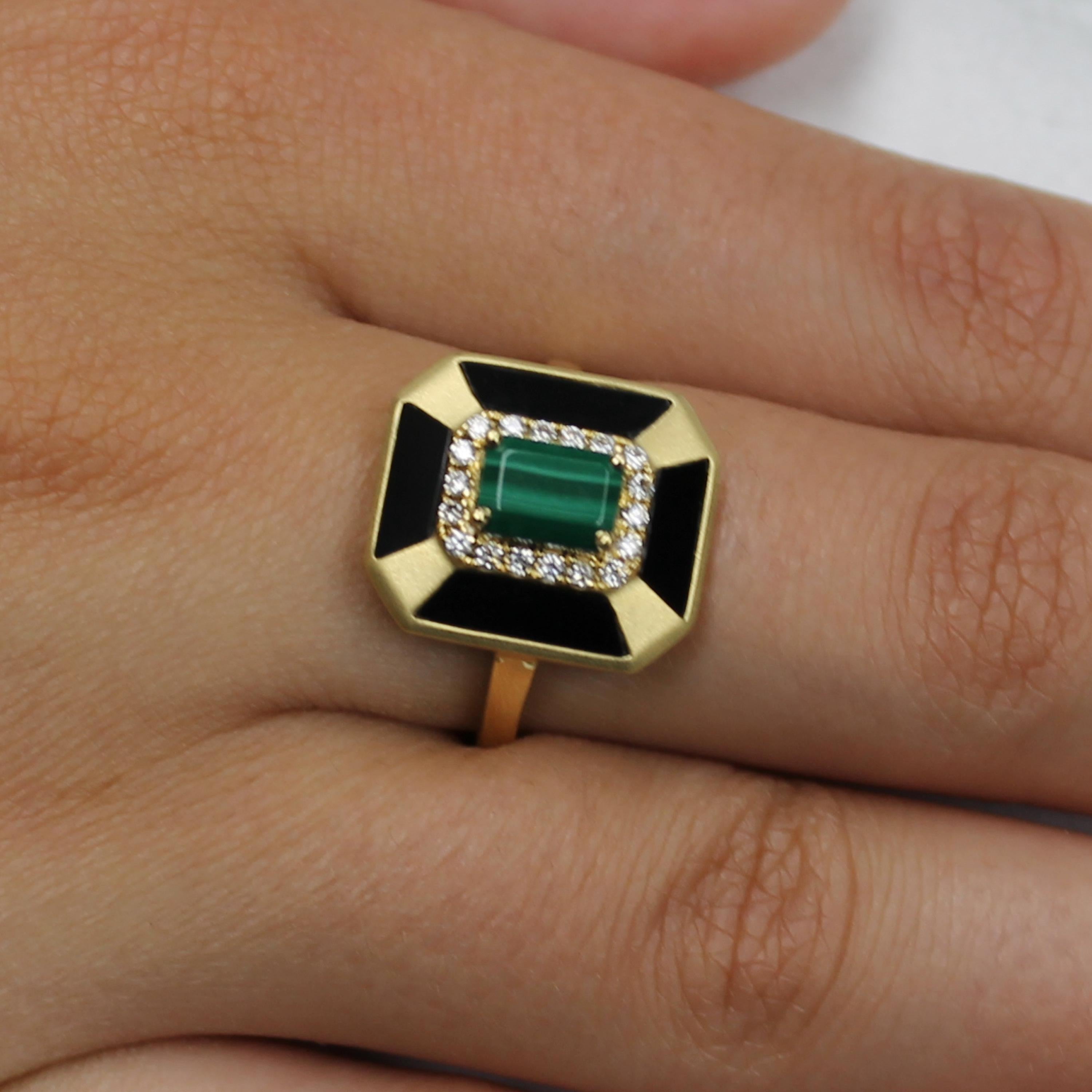 Emerald Cut 18 Karat Yellow Gold Art Deco Style Ring with Malachite, Black Onyx and Diamonds For Sale