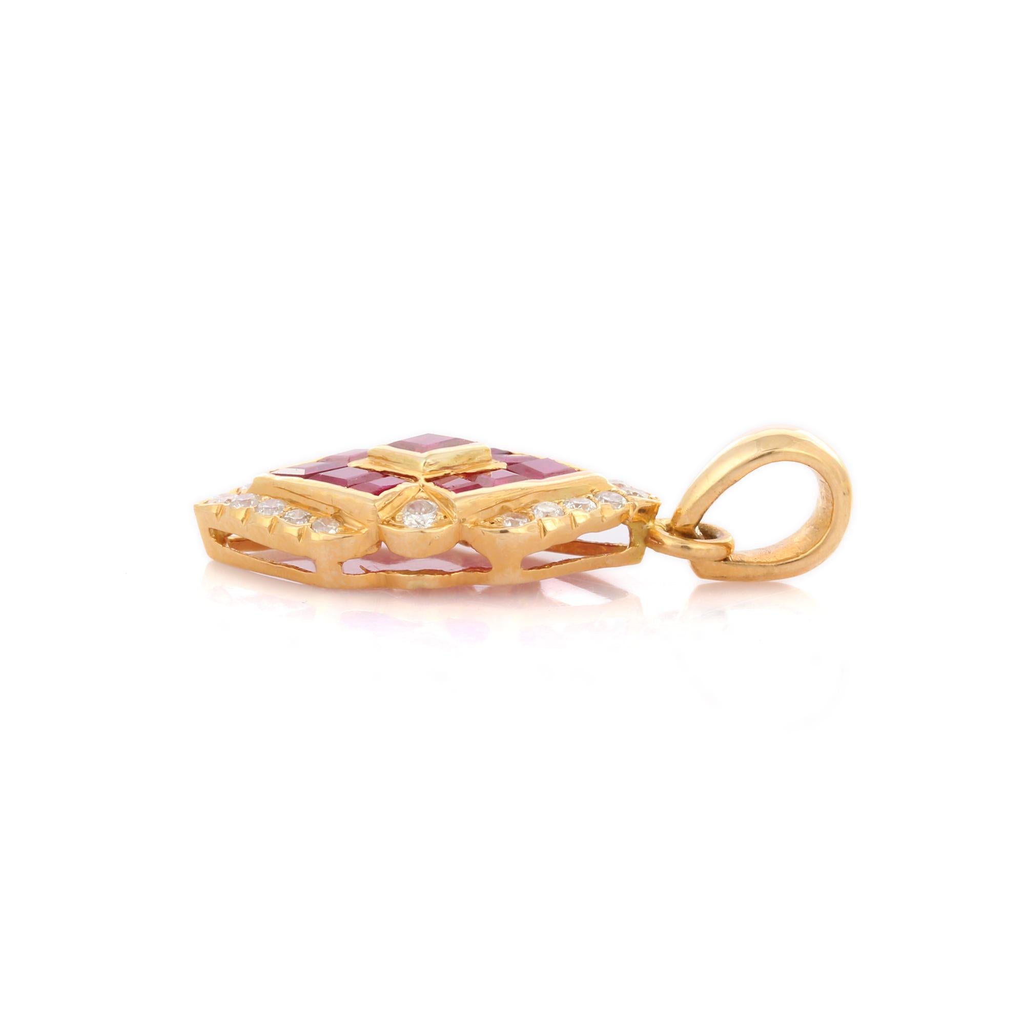 Pendentif contemporain fait à la main en or jaune 18 carats avec rubis et diamants pour elle Neuf - En vente à Houston, TX