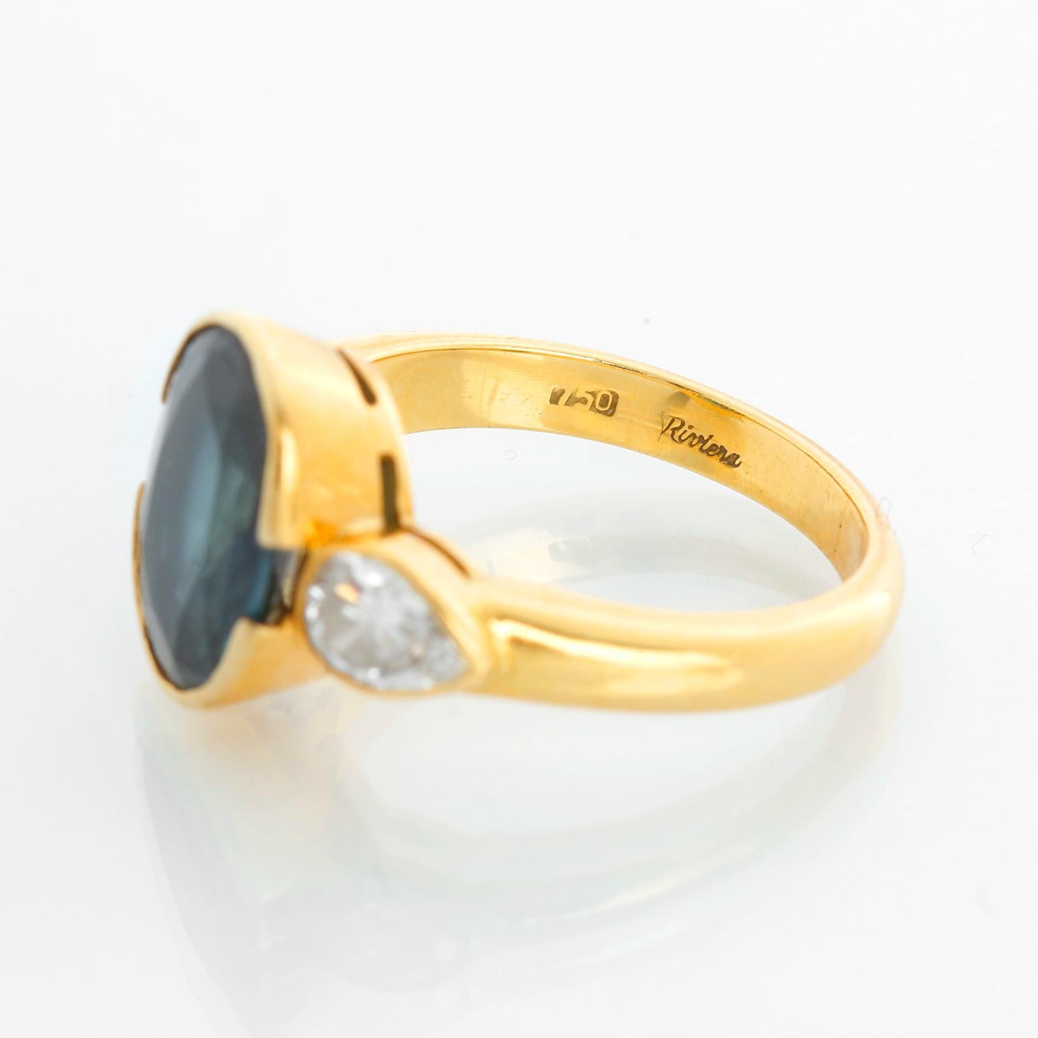 Taglio rotondo Anello con zaffiro blu australiano in oro giallo 18K in vendita