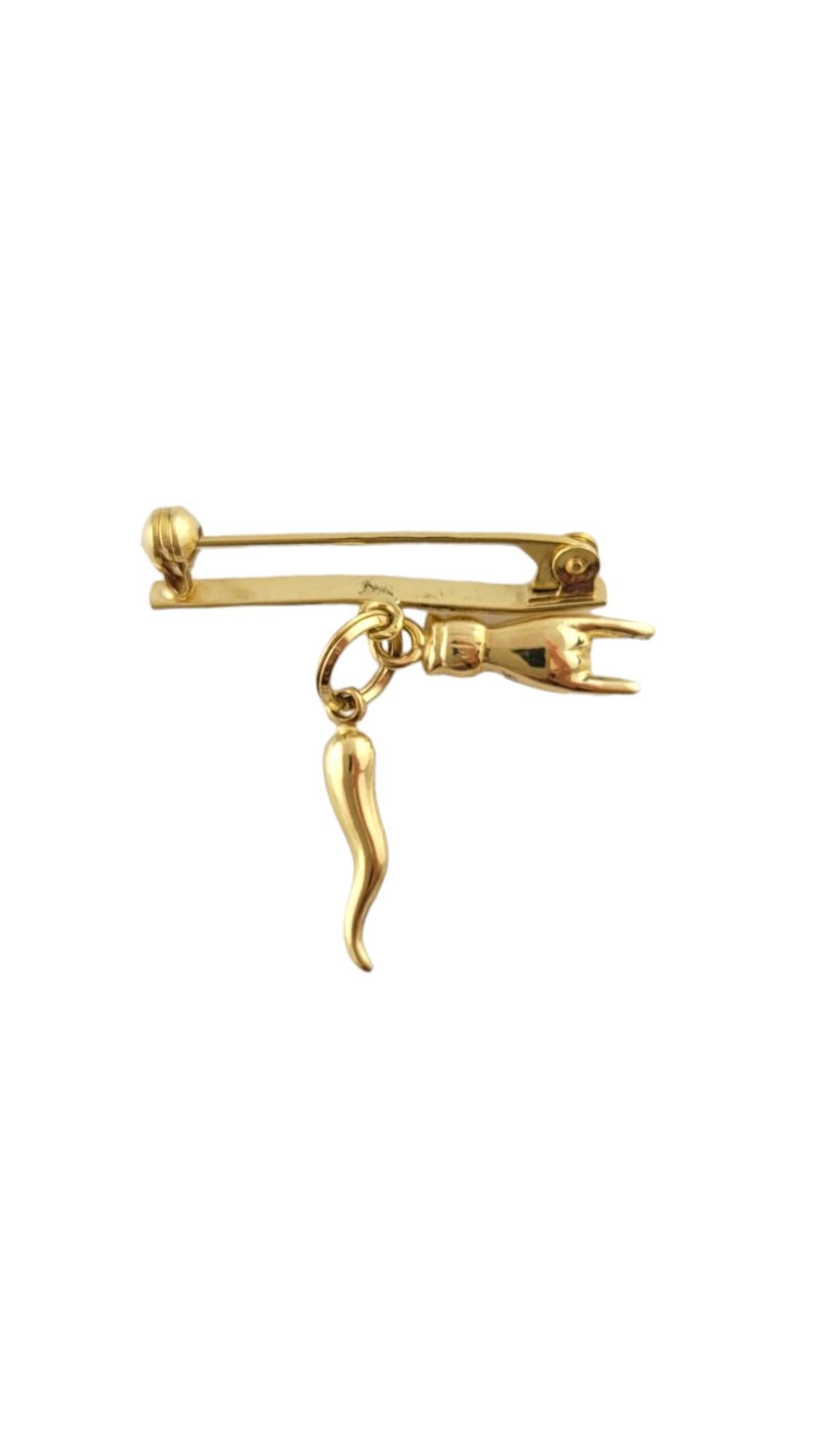 18K Yellow Gold Baby Italian Horn & Hand Pin #16782 For Sale 2