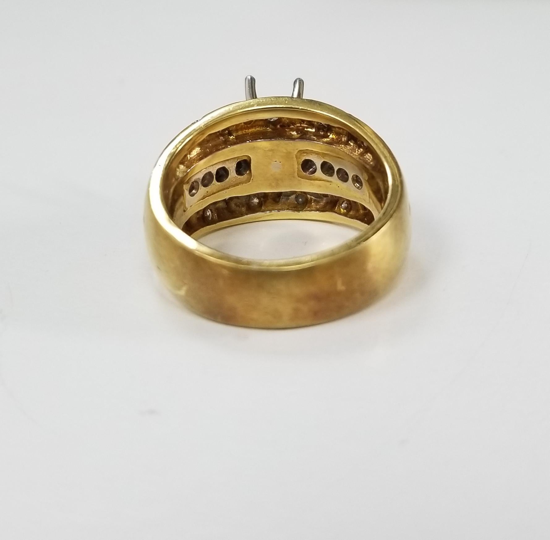Contemporary 18 Karat Yellow Gold Baguette and Round Channel-Bezel Set Satin Finish Ring For Sale
