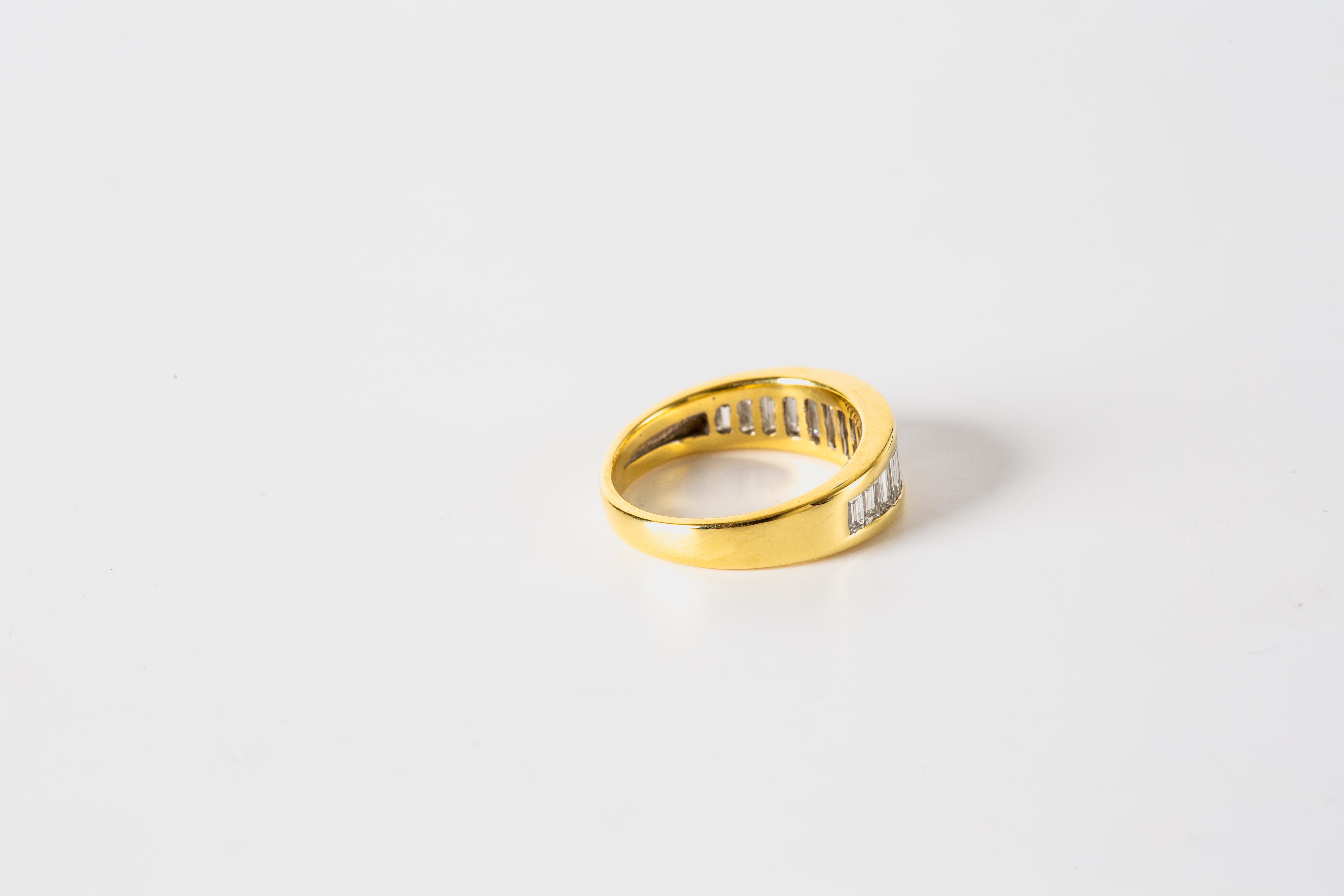 Women's or Men's 18k Yellow Gold Baguette Diamond Band For Sale