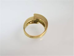 18 Karat Yellow Gold Baguette Diamond Ring