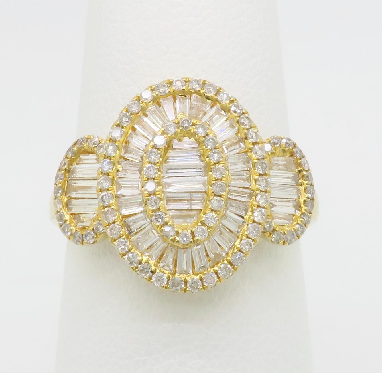 18k Yellow Gold Baguette & Round Diamond Cocktail Ring In Excellent Condition For Sale In Webster, NY