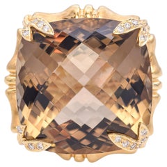 Anillo de Cóctel de Oro Amarillo de 18k Bambú 40ct Cuarzo Ahumado y Diamante